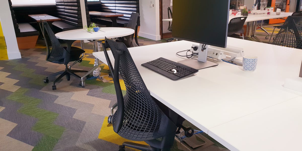 Photo of TM Hot Desk Pacemaker