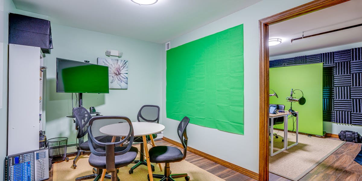 Photo of Huddle Room & Studio