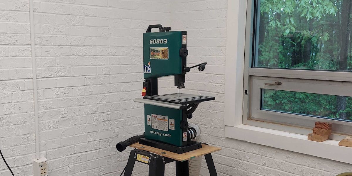 Photo of Standing Band Saw