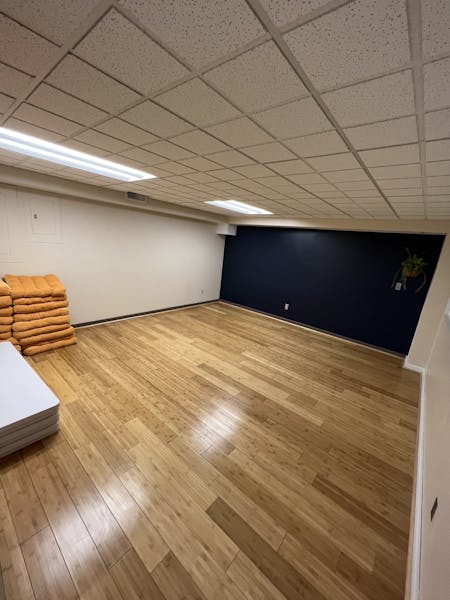 Photo of 2. Upstairs Workshop Room