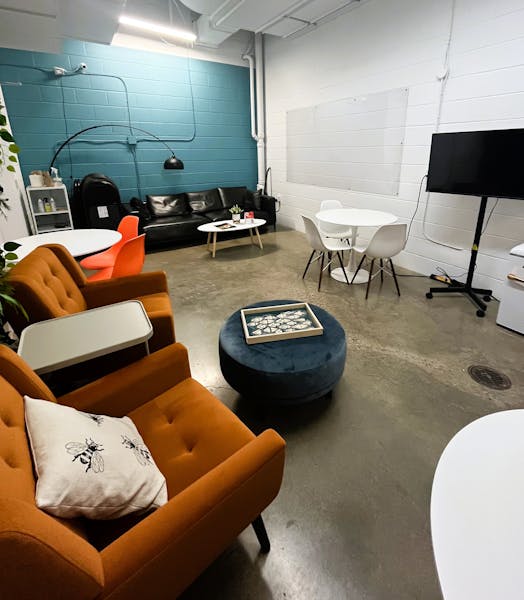 Photo of "THE BEE LOUNGE" (Multipurpose Space) HOURLY