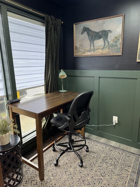 Photo of Window Desk 2