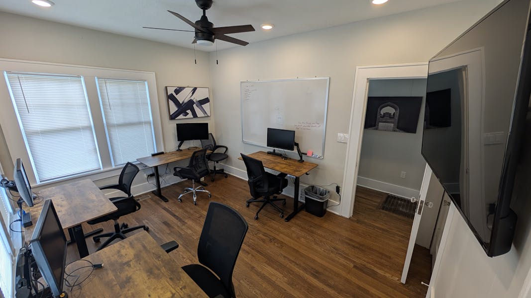 Photo of Tulsa Boston House - Flex Desk 1