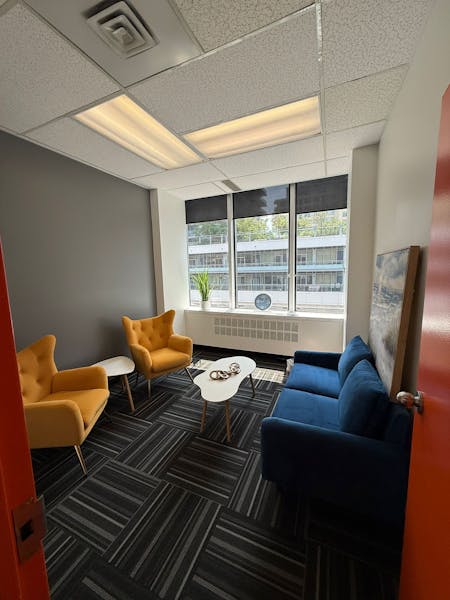 Photo of 7th Floor- Wellness Office #4 - HOURLY (2 hrs min. required) $25/hr +HST (check to see if already booked for the day)