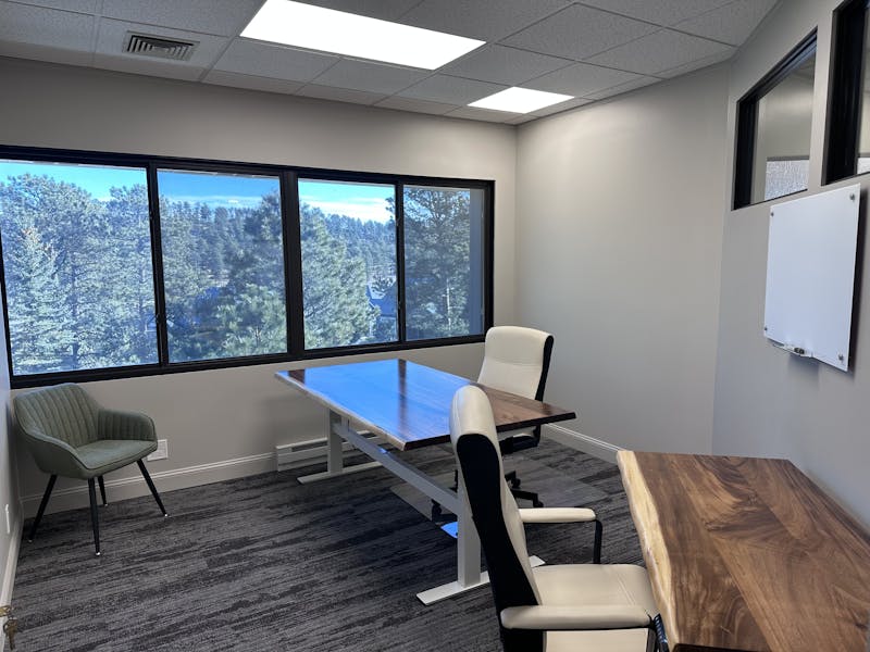 Photo of Large Day Office