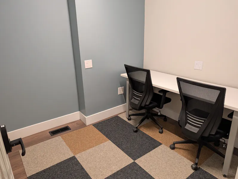 Photo of Office Small (O06)