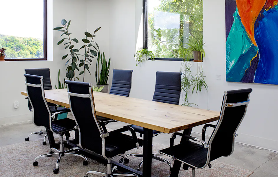 Photo of Meeting Room — Suite 14