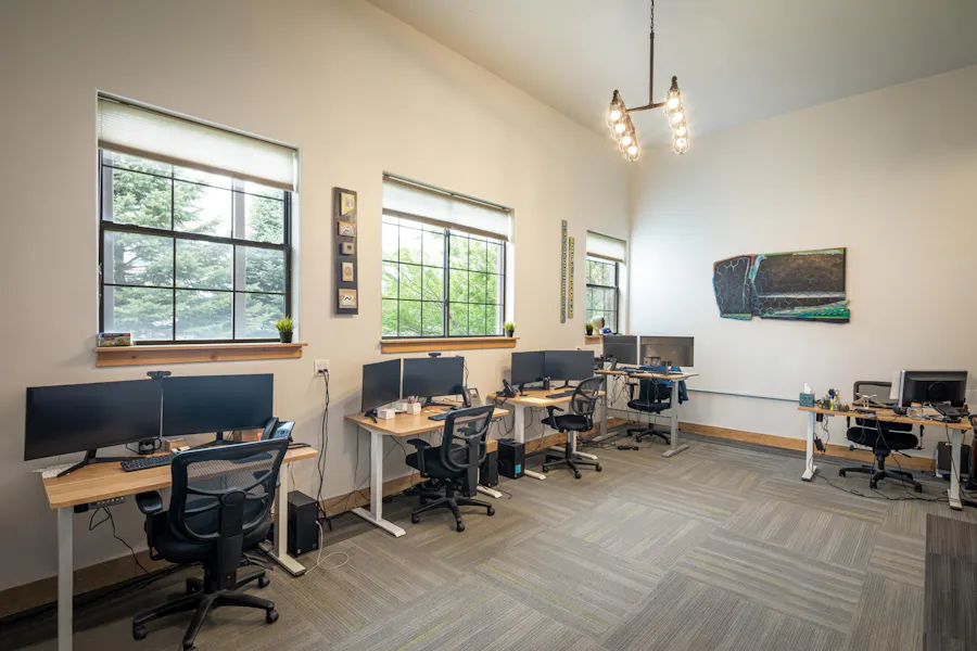Photo of Office 101 Desk 4